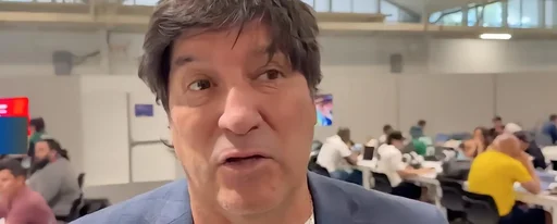 萨莫拉诺：大罗是历史最伟大的9号；有内马尔的巴西更有魔力